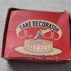 Vintage Cake Decorator Set - Red